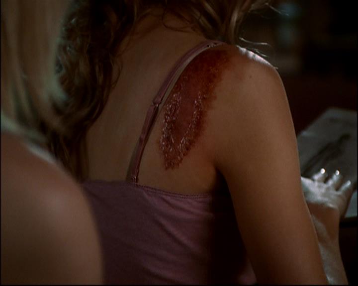 Charmed-Online-dot-TheMakingOfCharmed0361.jpg Charmed-Online-dot-TheMakingOfCharmed0361.jpg