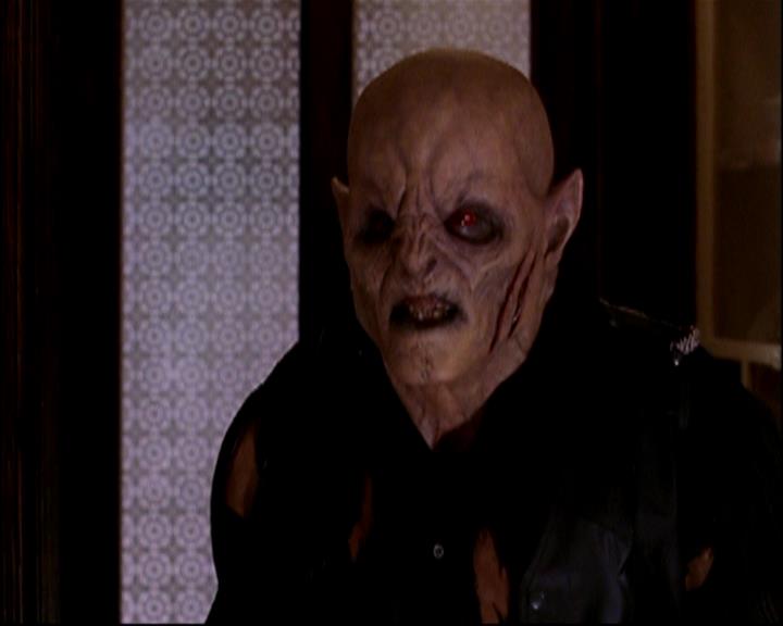 Charmed-Online-dot-TheMakingOfCharmed0400.jpg Charmed-Online-dot-TheMakingOfCharmed0400.jpg