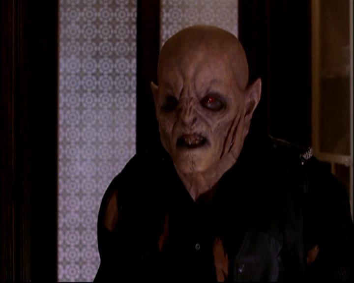 Charmed-Online-dot-TheMakingOfCharmed0402.jpg Charmed-Online-dot-TheMakingOfCharmed0402.jpg