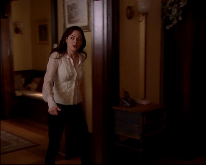 Charmed-Online-dot-TheMakingOfCharmed0490.jpg Charmed-Online-dot-TheMakingOfCharmed0490.jpg