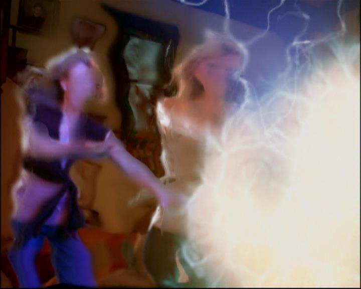 Charmed-Online-dot-TheMakingOfCharmed0653.jpg Charmed-Online-dot-TheMakingOfCharmed0653.jpg