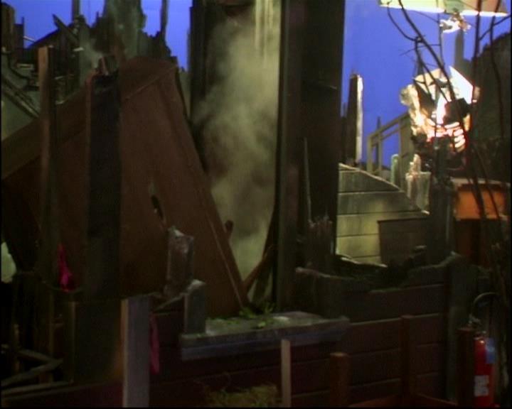 Charmed-Online-dot-TheMakingOfCharmed0665.jpg Charmed-Online-dot-TheMakingOfCharmed0665.jpg