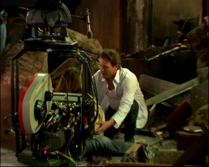 Charmed-Online-dot-TheMakingOfCharmed0722.jpg Charmed-Online-dot-TheMakingOfCharmed0722.jpg