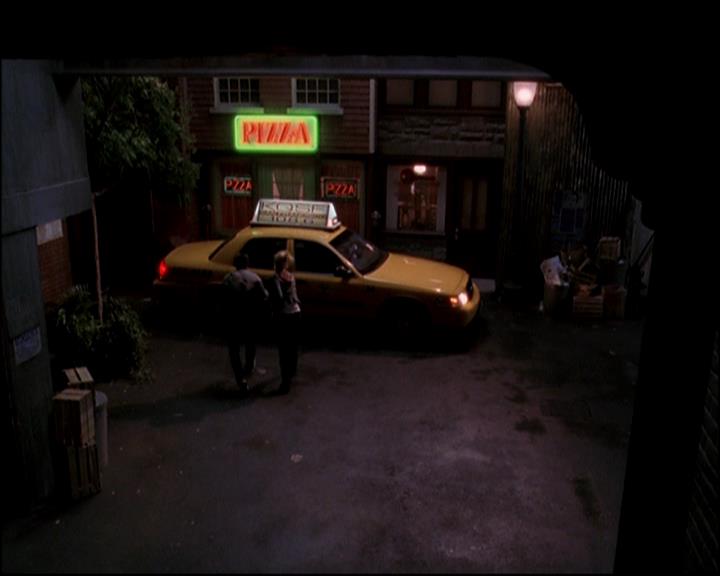 Charmed-Online-dot-TheMakingOfCharmed0731.jpg Charmed-Online-dot-TheMakingOfCharmed0731.jpg