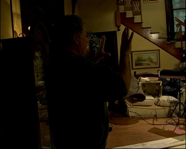 Charmed-Online-dot-TheMakingOfCharmed0744.jpg Charmed-Online-dot-TheMakingOfCharmed0744.jpg