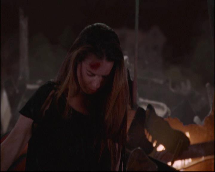 Charmed-Online-dot-TheMakingOfCharmed0806.jpg Charmed-Online-dot-TheMakingOfCharmed0806.jpg