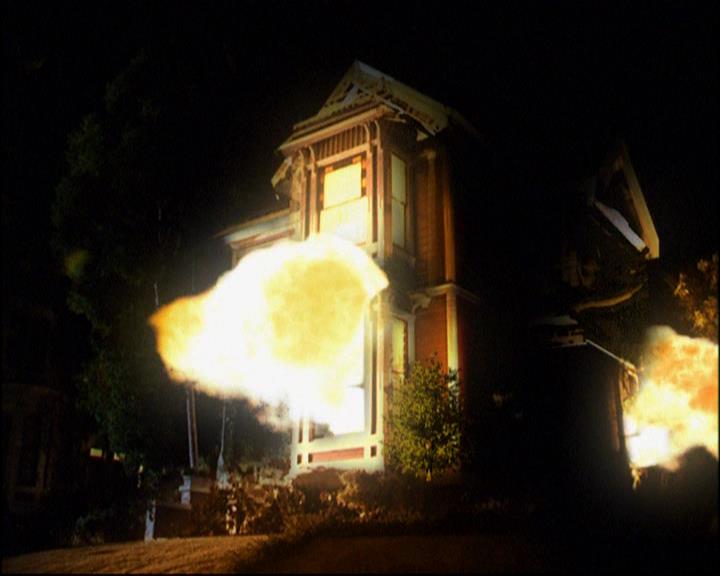 Charmed-Online-dot-TheMakingOfCharmed0829.jpg Charmed-Online-dot-TheMakingOfCharmed0829.jpg