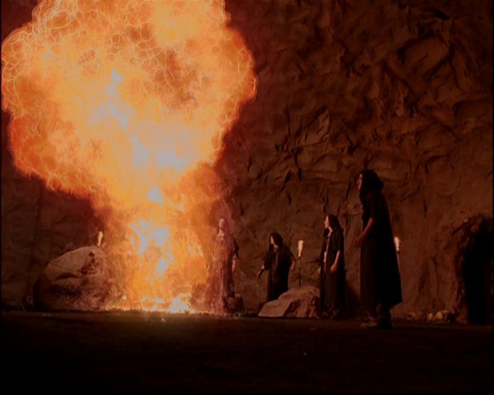 Charmed-Online-dot-TheMakingOfCharmed0873.jpg Charmed-Online-dot-TheMakingOfCharmed0873.jpg