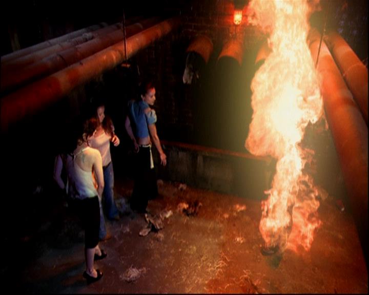 Charmed-Online-dot-TheMakingOfCharmed0880.jpg Charmed-Online-dot-TheMakingOfCharmed0880.jpg