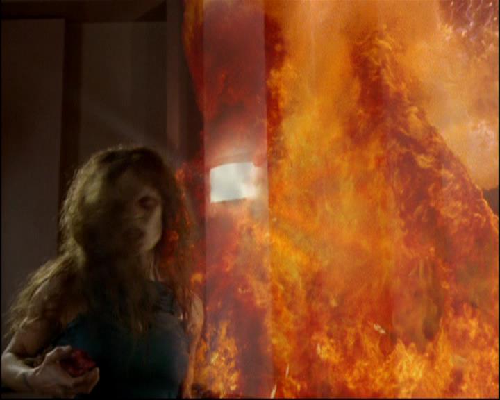 Charmed-Online-dot-TheMakingOfCharmed0905.jpg Charmed-Online-dot-TheMakingOfCharmed0905.jpg