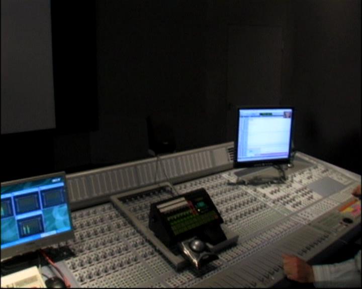 Charmed-Online-dot-TheMakingOfCharmed0912.jpg Charmed-Online-dot-TheMakingOfCharmed0912.jpg