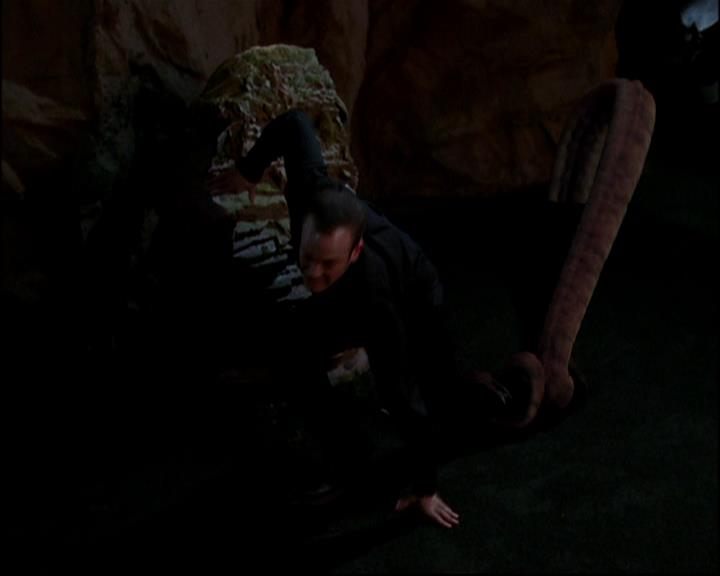 Charmed-Online-dot-TheMakingOfCharmed0972.jpg Charmed-Online-dot-TheMakingOfCharmed0972.jpg