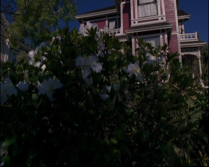 Charmed-Online-dot-ToTheManorBorn0022.jpg Charmed-Online-dot-ToTheManorBorn0022.jpg