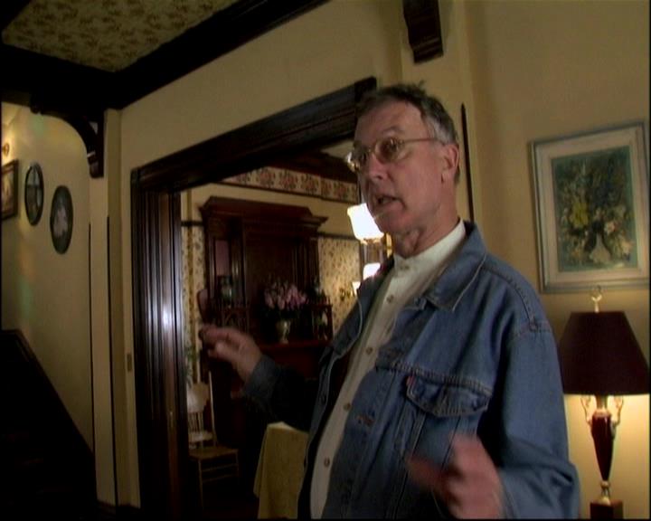 Charmed-Online-dot-ToTheManorBorn0063.jpg Charmed-Online-dot-ToTheManorBorn0063.jpg