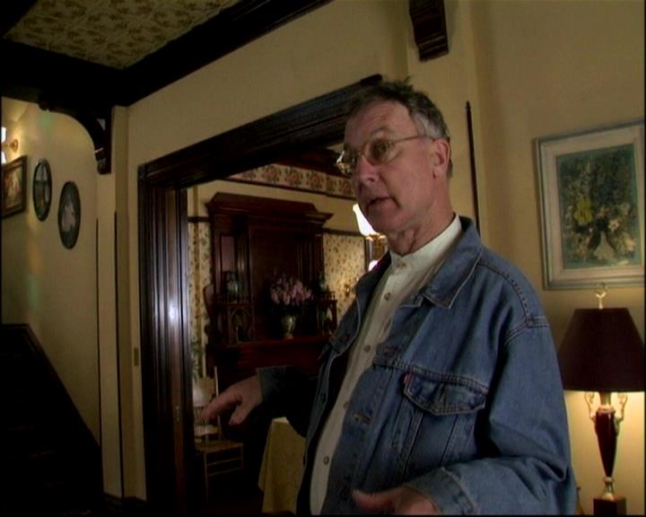 Charmed-Online-dot-ToTheManorBorn0064.jpg Charmed-Online-dot-ToTheManorBorn0064.jpg