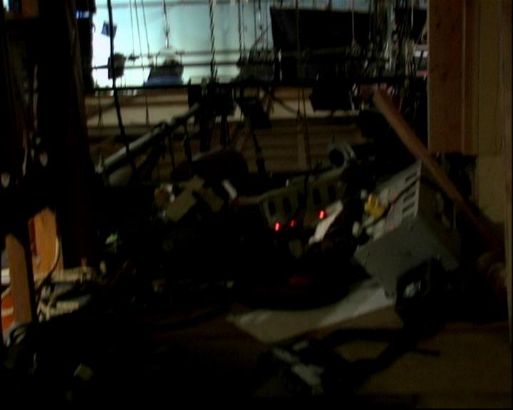 Charmed-Online-dot-ToTheManorBorn0138.jpg Charmed-Online-dot-ToTheManorBorn0138.jpg