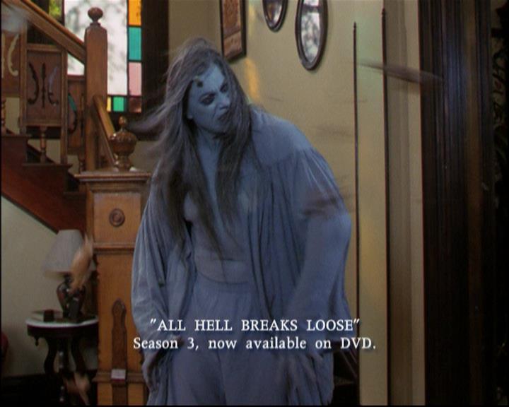 Charmed-Online-dot-ToTheManorBorn0182.jpg Charmed-Online-dot-ToTheManorBorn0182.jpg