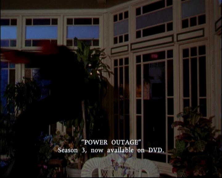 Charmed-Online-dot-ToTheManorBorn0207.jpg Charmed-Online-dot-ToTheManorBorn0207.jpg