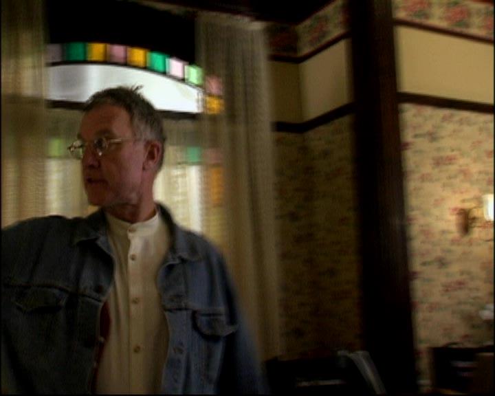 Charmed-Online-dot-ToTheManorBorn0211.jpg Charmed-Online-dot-ToTheManorBorn0211.jpg