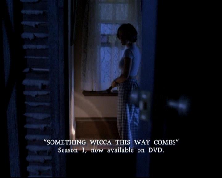 Charmed-Online-dot-ToTheManorBorn0321.jpg Charmed-Online-dot-ToTheManorBorn0321.jpg