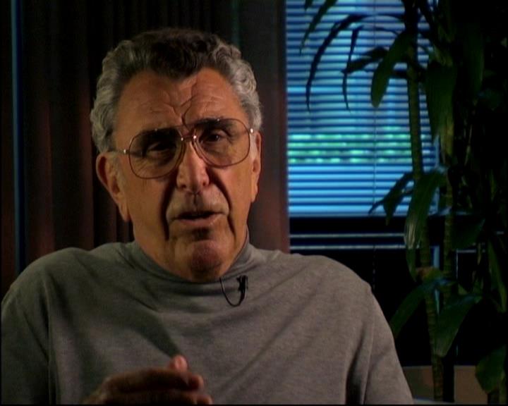 Charmed-Online-dot-ToTheManorBorn0327.jpg Charmed-Online-dot-ToTheManorBorn0327.jpg