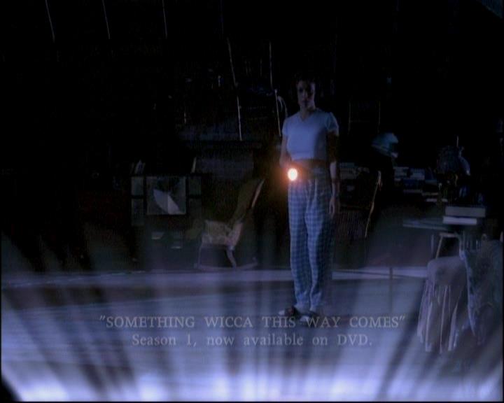 Charmed-Online-dot-ToTheManorBorn0355.jpg Charmed-Online-dot-ToTheManorBorn0355.jpg