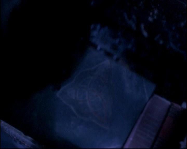 Charmed-Online-dot-ToTheManorBorn0360.jpg Charmed-Online-dot-ToTheManorBorn0360.jpg