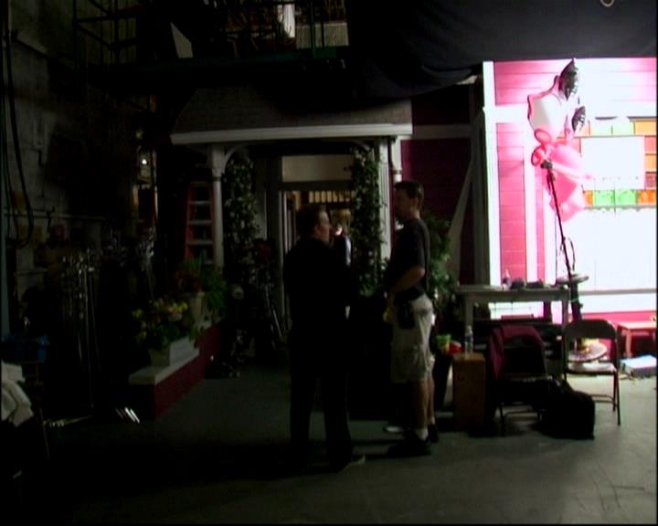 Charmed-Online-dot-ToTheManorBorn0430.jpg Charmed-Online-dot-ToTheManorBorn0430.jpg