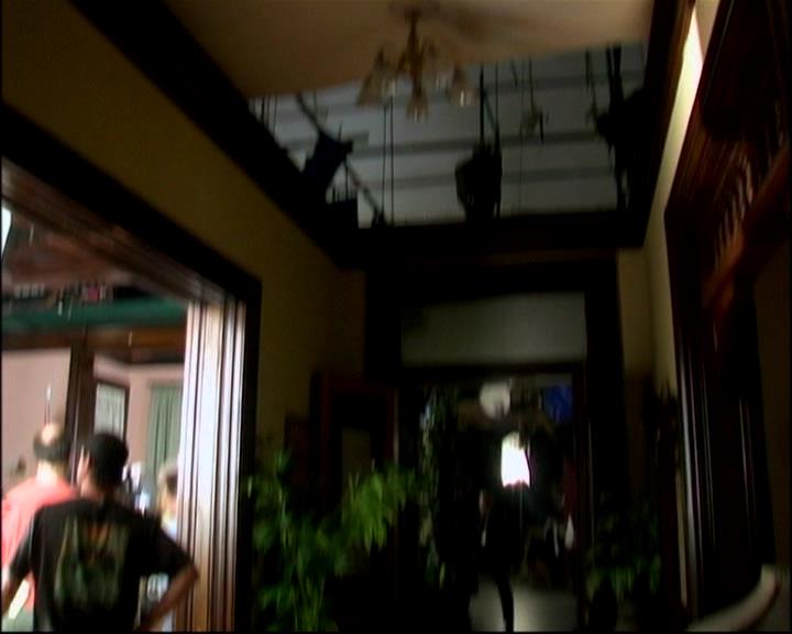 Charmed-Online-dot-ToTheManorBorn0434.jpg Charmed-Online-dot-ToTheManorBorn0434.jpg