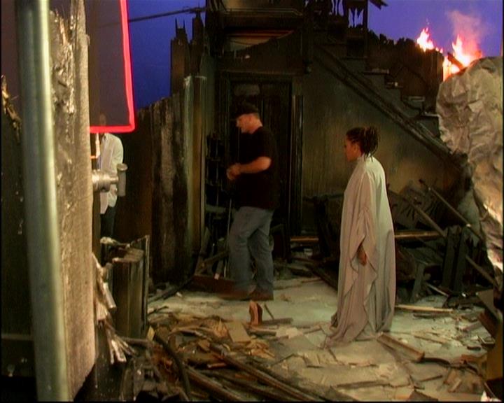 Charmed-Online-dot-ToTheManorBorn0457.jpg Charmed-Online-dot-ToTheManorBorn0457.jpg