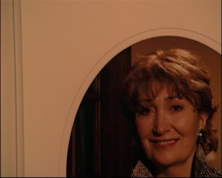 Charmed-Online-dot-ToTheManorBorn0485.jpg Charmed-Online-dot-ToTheManorBorn0485.jpg