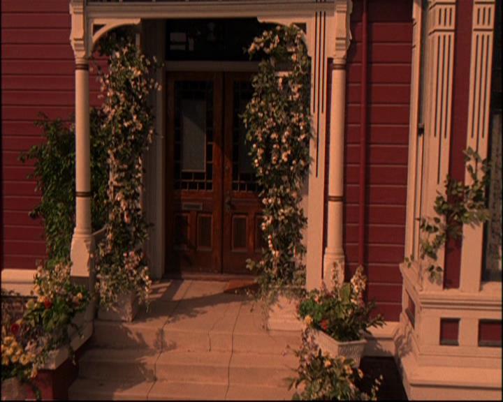 Charmed-Online-dot-ToTheManorBorn0495.jpg Charmed-Online-dot-ToTheManorBorn0495.jpg