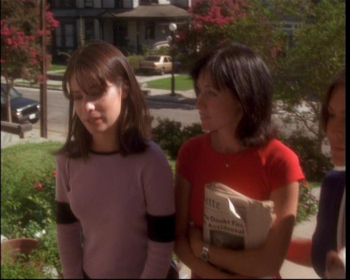 Charmed-Online-dot-TheStoryOfCharmed-Genesis0615.jpg Charmed-Online-dot-TheStoryOfCharmed-Genesis0615.jpg