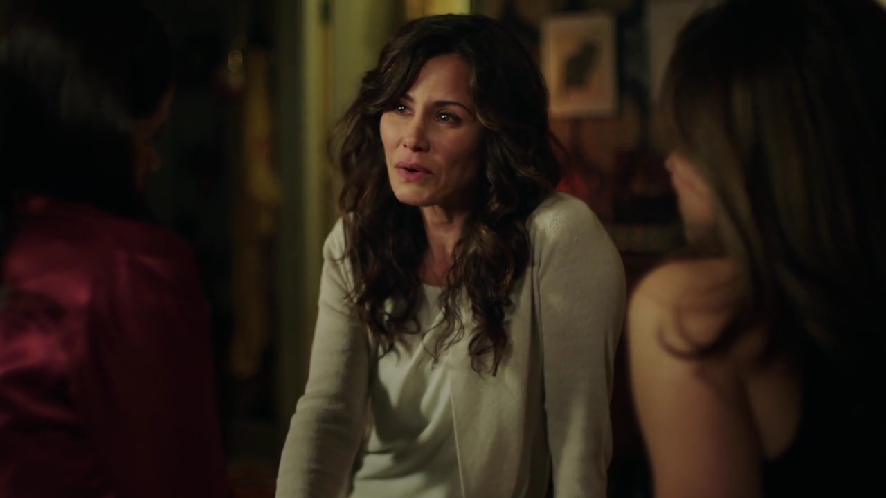 Charmed-Online-dot-nl_Charmed-1x01Pilot00091.jpg