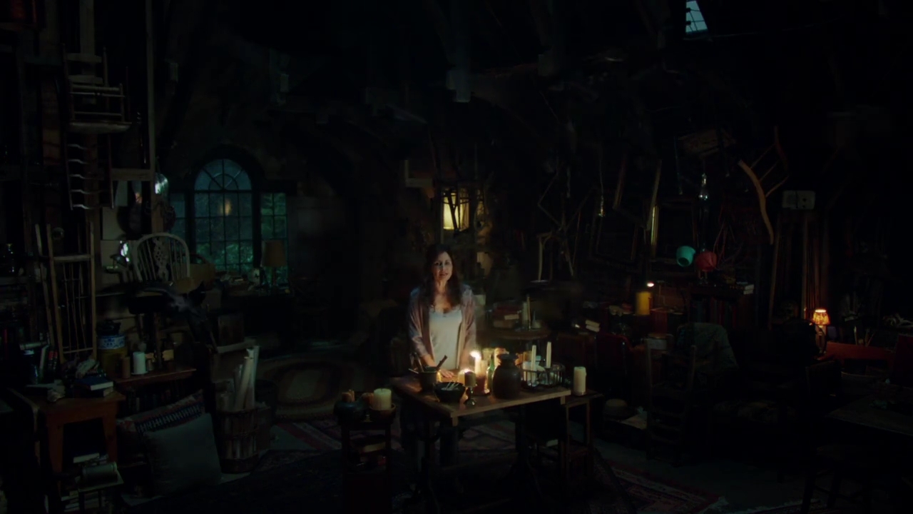 Charmed-Online-dot-nl_Charmed-1x01Pilot00246.jpg