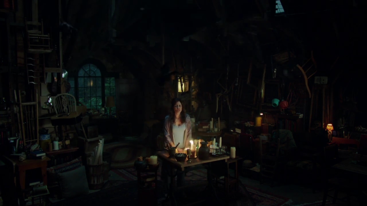 Charmed-Online-dot-nl_Charmed-1x01Pilot00247.jpg