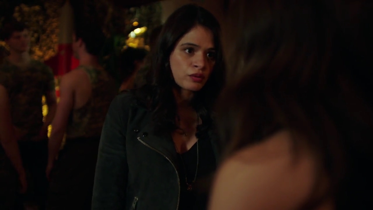 Charmed-Online-dot-nl_Charmed-1x01Pilot00302.jpg
