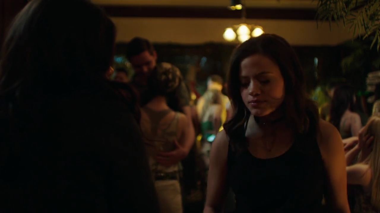 Charmed-Online-dot-nl_Charmed-1x01Pilot00314.jpg