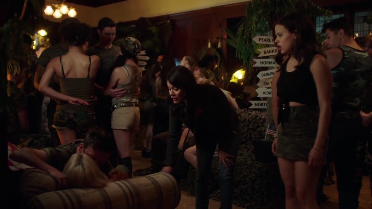 Charmed-Online-dot-nl_Charmed-1x01Pilot00317.jpg Charmed-Online-dot-nl_Charmed-1x01Pilot00317.jpg