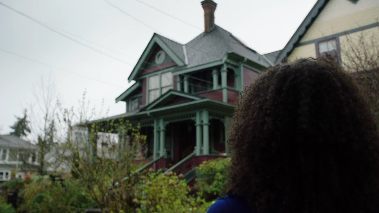 Charmed-Online-dot-nl_Charmed-1x01Pilot00424.jpg