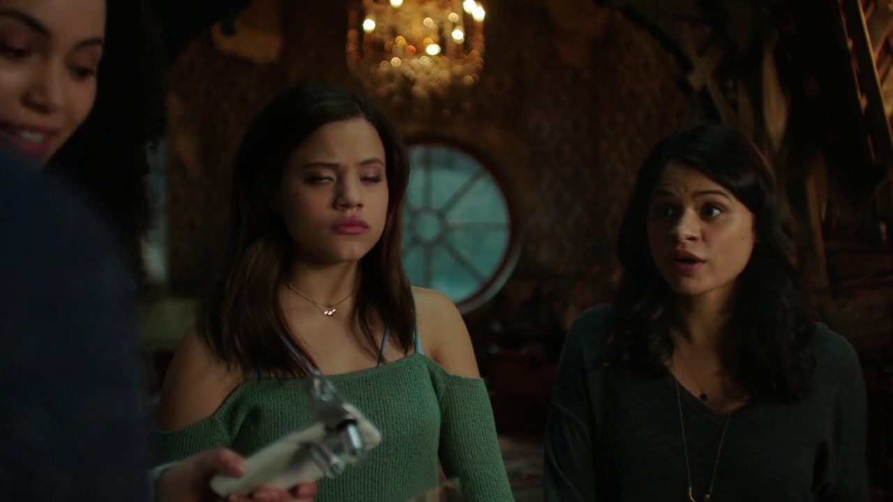 Charmed-Online-dot-nl_Charmed-1x01Pilot01629.jpg Charmed-Online-dot-nl_Charmed-1x01Pilot01629.jpg