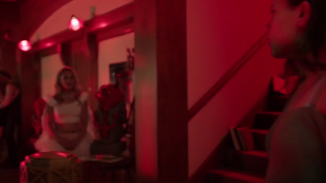 Charmed-Online-dot-nl_Charmed-1x01Pilot01716.jpg Charmed-Online-dot-nl_Charmed-1x01Pilot01716.jpg