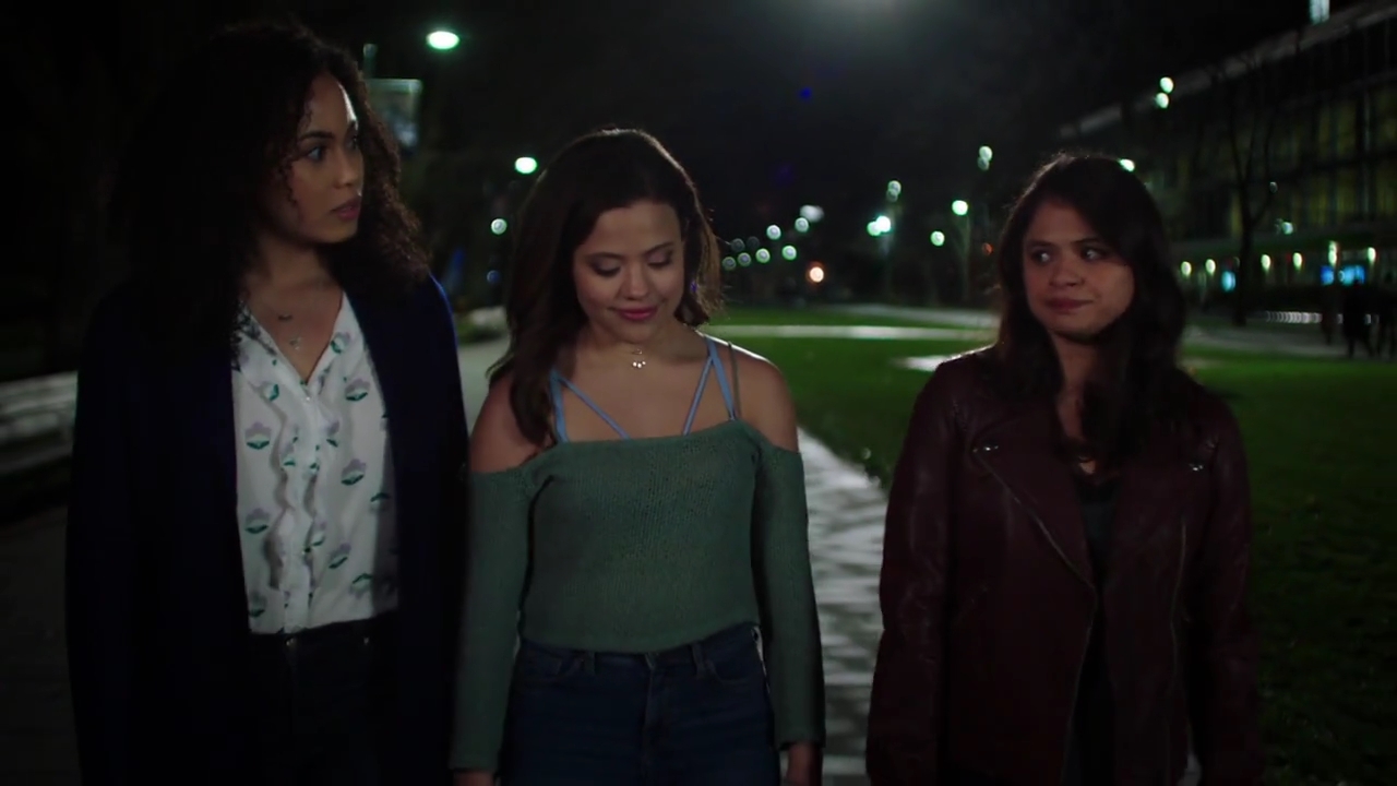 Charmed-Online-dot-nl_Charmed-1x01Pilot01872.jpg