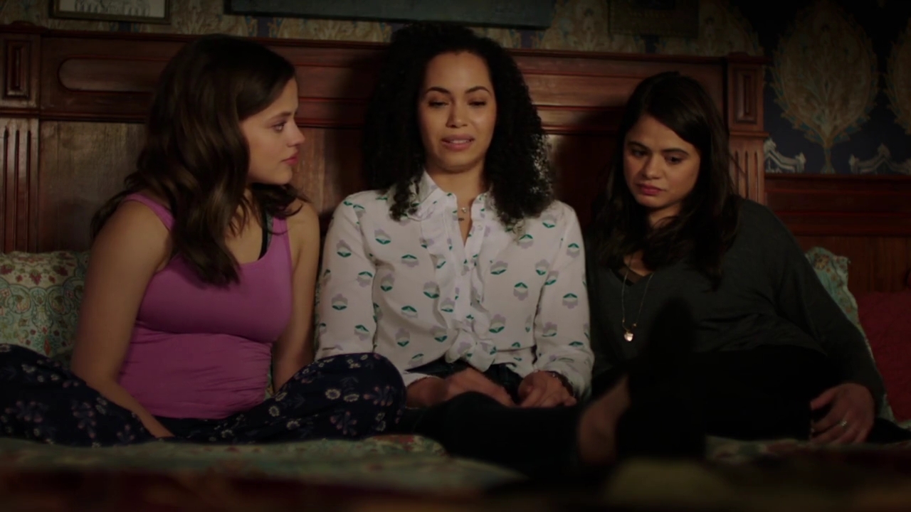 Charmed-Online-dot-nl_Charmed-1x01Pilot01973.jpg Charmed-Online-dot-nl_Charmed-1x01Pilot01973.jpg