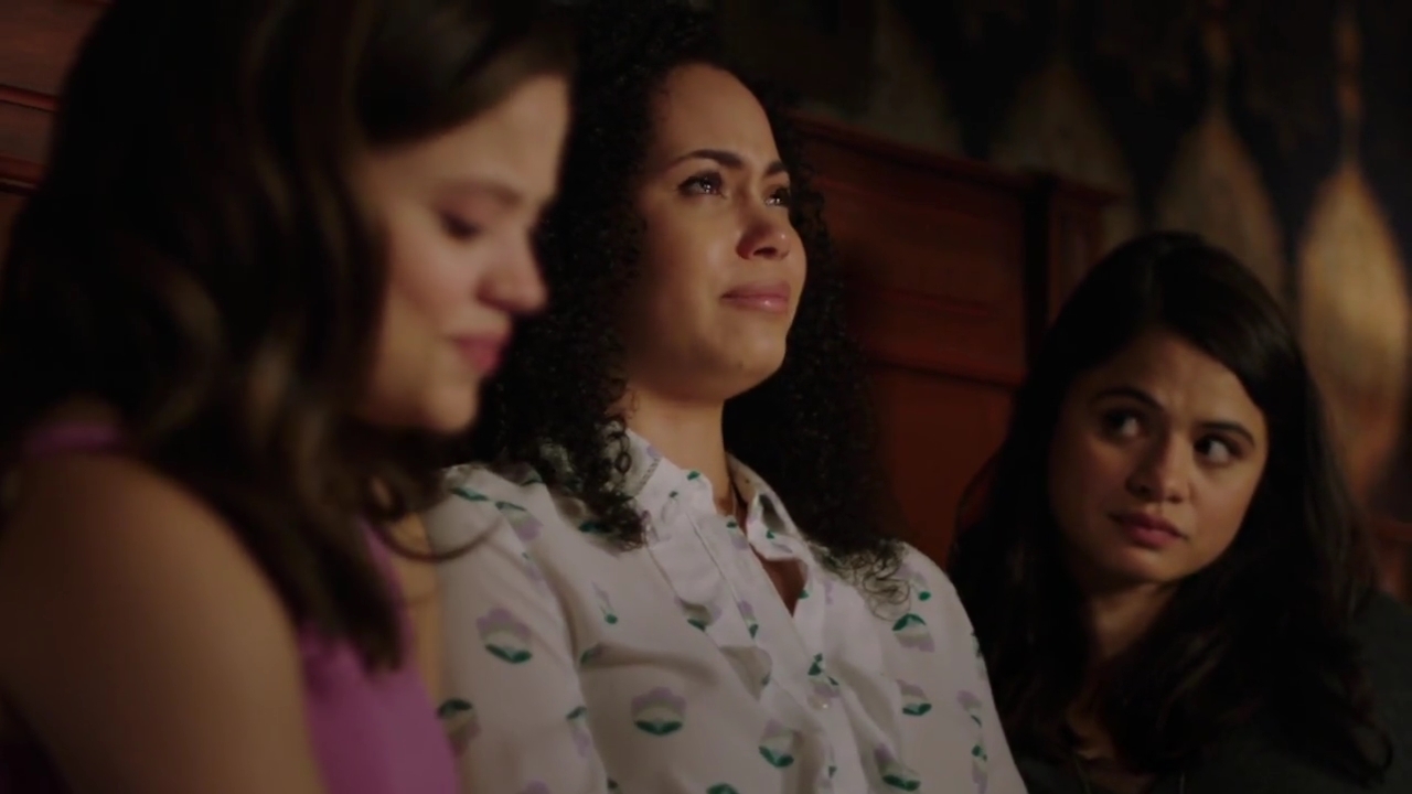 Charmed-Online-dot-nl_Charmed-1x01Pilot02015.jpg