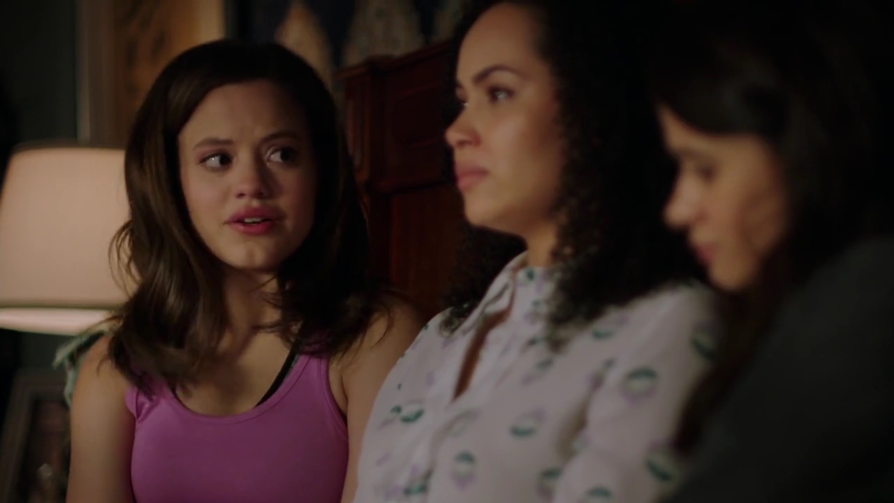 Charmed-Online-dot-nl_Charmed-1x01Pilot02016.jpg