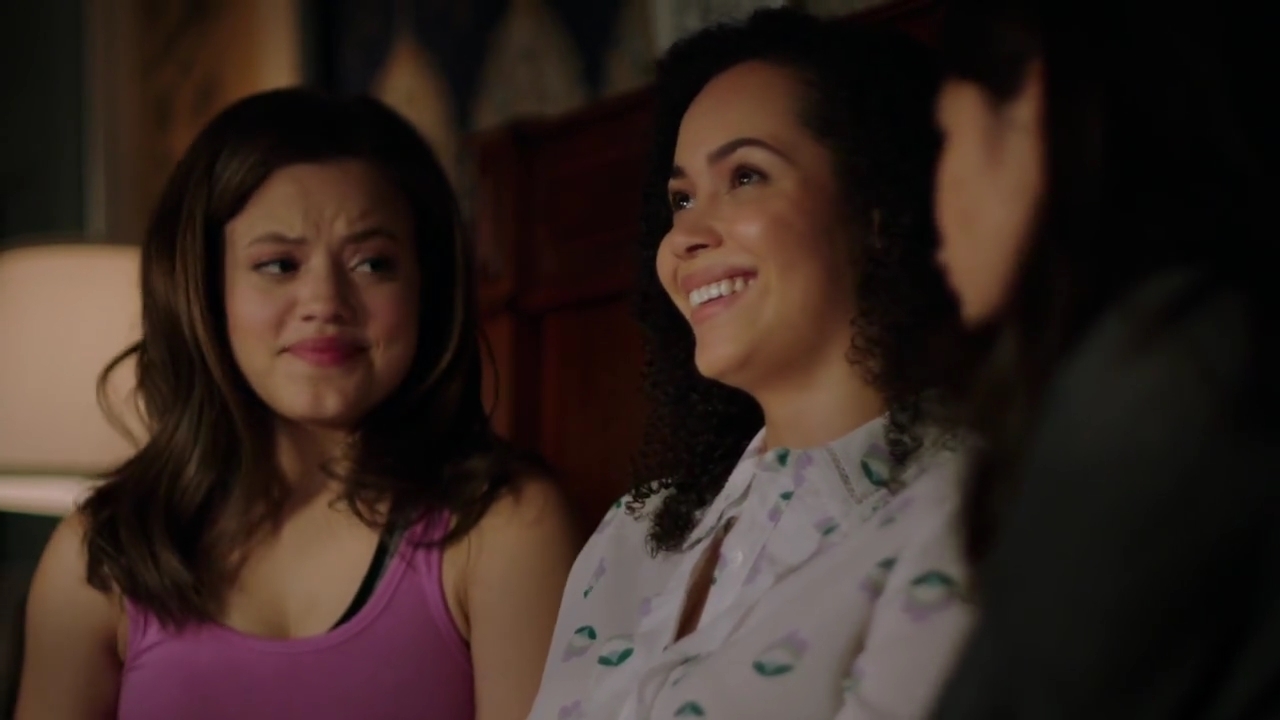Charmed-Online-dot-nl_Charmed-1x01Pilot02037.jpg