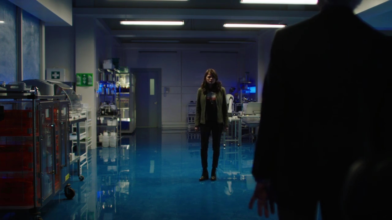 Charmed-Online-dot-nl_Charmed-1x01Pilot02183.jpg Charmed-Online-dot-nl_Charmed-1x01Pilot02183.jpg