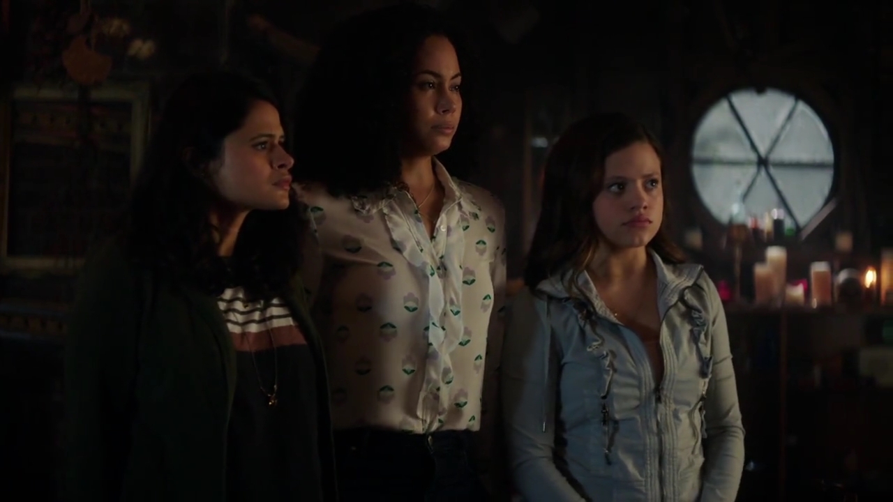 Charmed-Online-dot-nl_Charmed-1x02LetThisMotherOut00077.jpg Charmed-Online-dot-nl_Charmed-1x02LetThisMotherOut00077.jpg