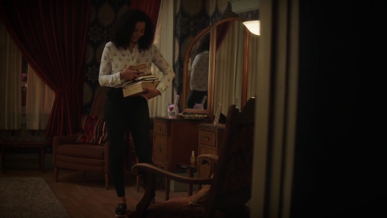 Charmed-Online-dot-nl_Charmed-1x02LetThisMotherOut00162.jpg